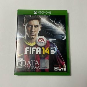 FIFA 14 XBOX ONE games - pre owned